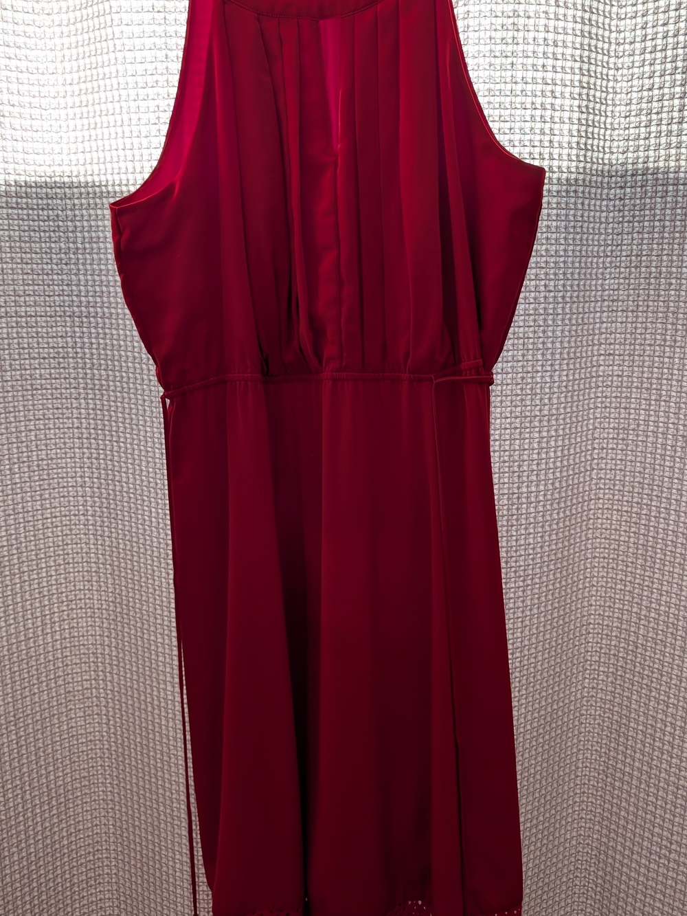 Donna Ricco Sleeveless Crimson Midi Dress